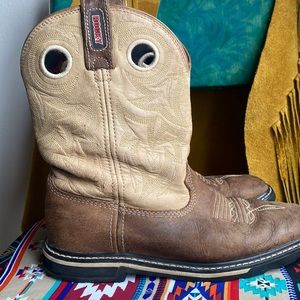 Woman’s 10” Farmstead Brown/Pebble Cowboy Boots
